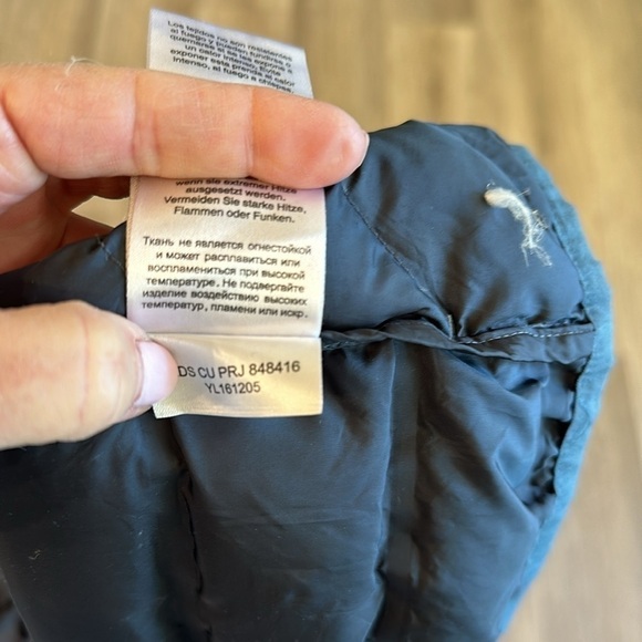 Columbia 650 down blue and yellow puffer jacket size small - Picture 6 of 10